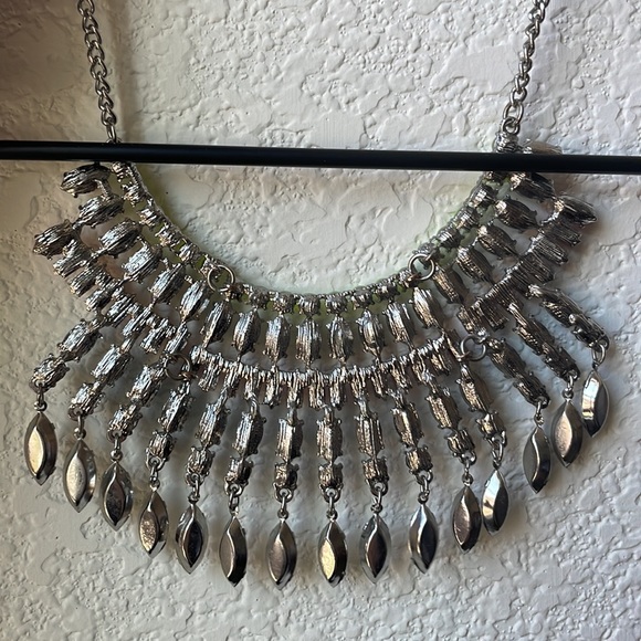 Bibb Statement Necklace- 6 Layers of beading- Costume Jewelry - Picture 3 of 5
